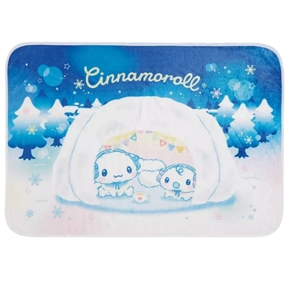 Sanrio Cinnamoroll Playing In Snow Blanket